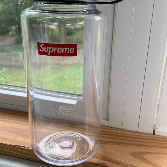 Supreme Nalgene Water Bottle SS20 - Picture 5 of 5